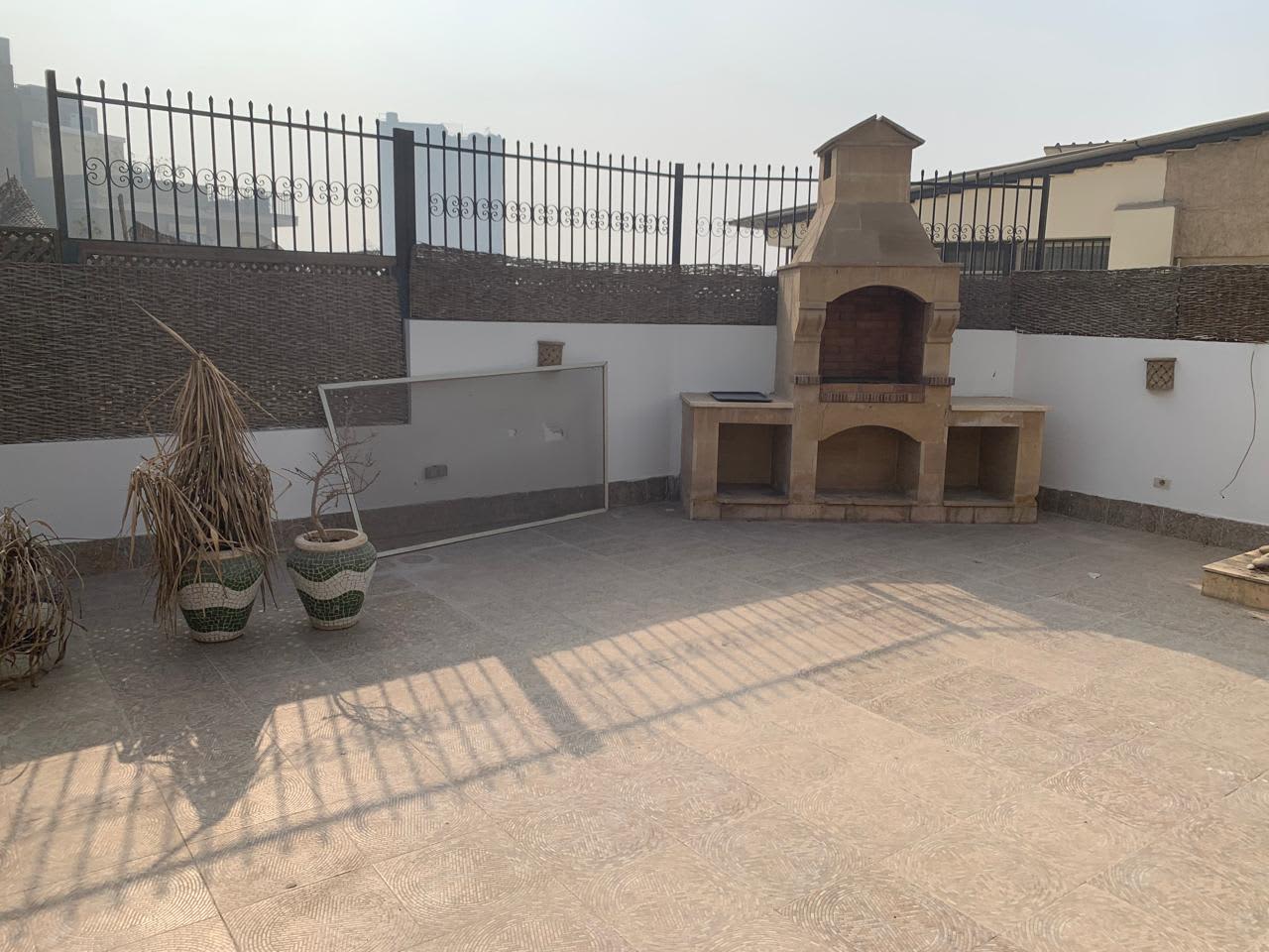 Penthouse Duplex Close To CAC In Maadi Degla With Swimming pool