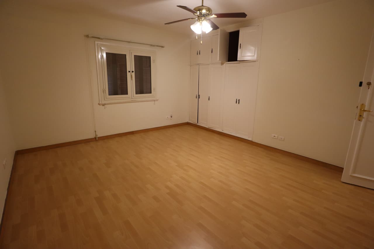 3 bedroom Apartment for rent in Degla