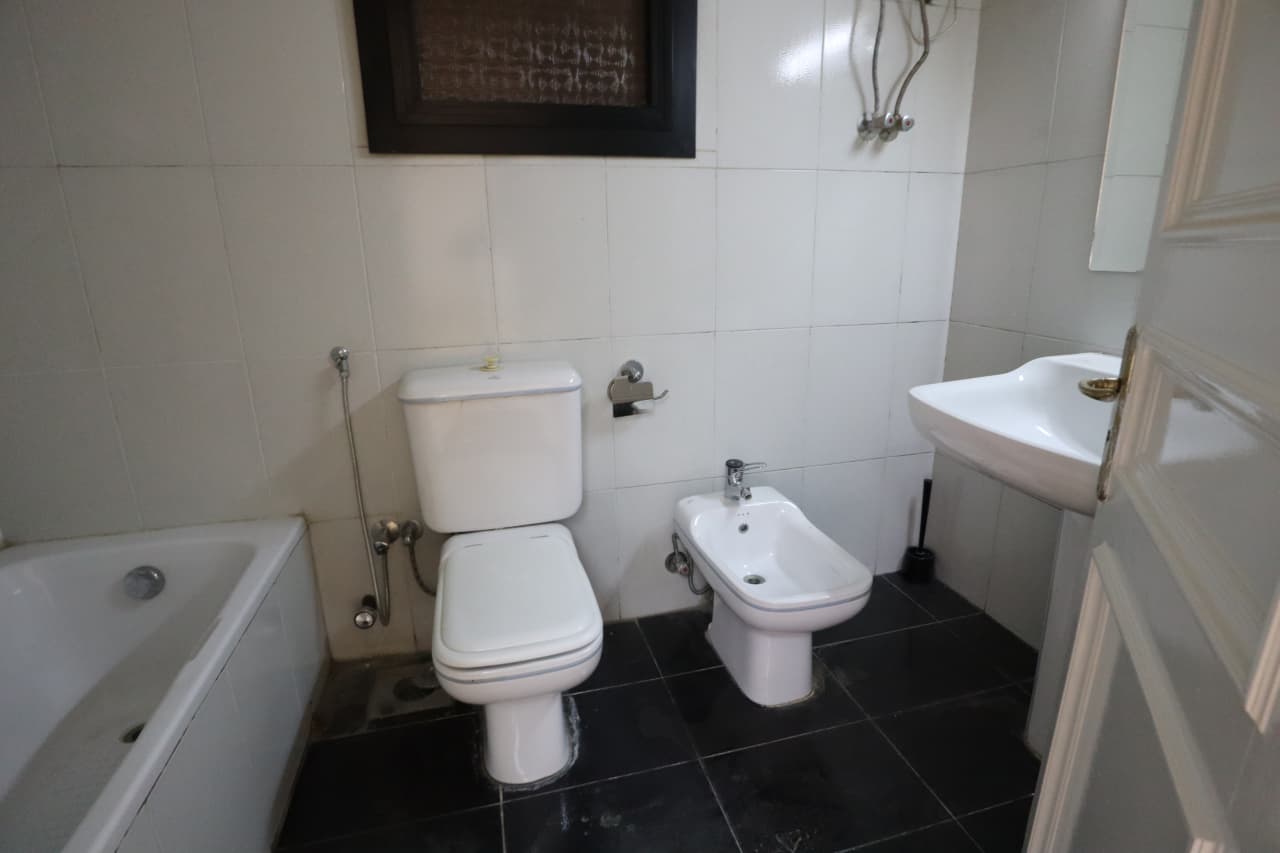 Administrative Office For Rent| 275m² | Sarayat .