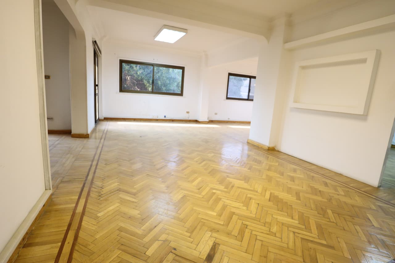 7 bedroom Office for rent in Street 7