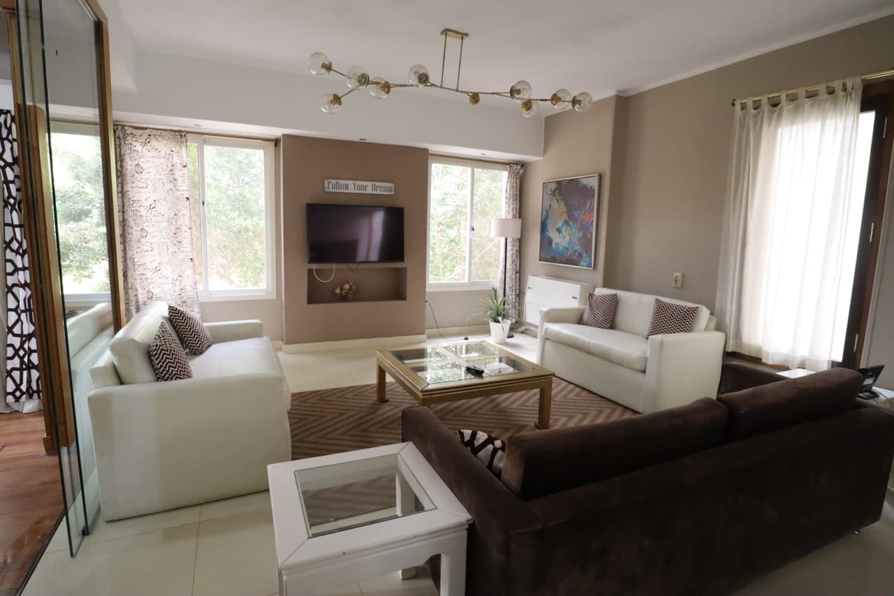 4 bedroom Apartment for rent in Degla