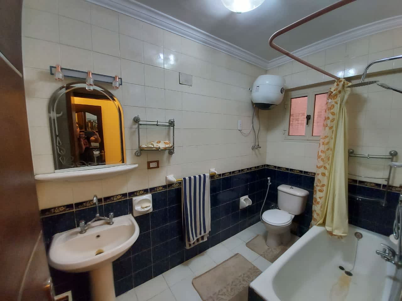 Modern Apartment in a Vibrant Neighborhood in Degla Maadi