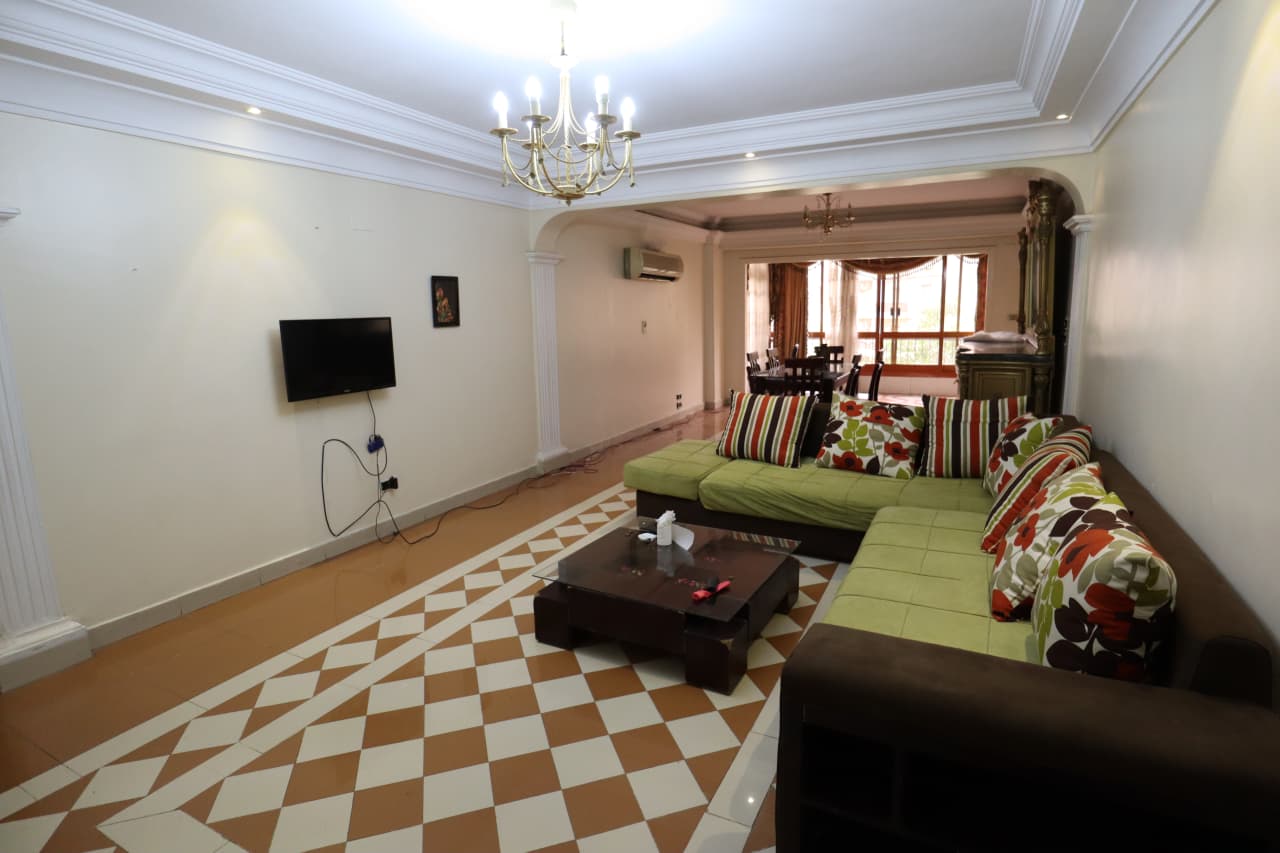 3 bedroom Apartment for rent in Degla