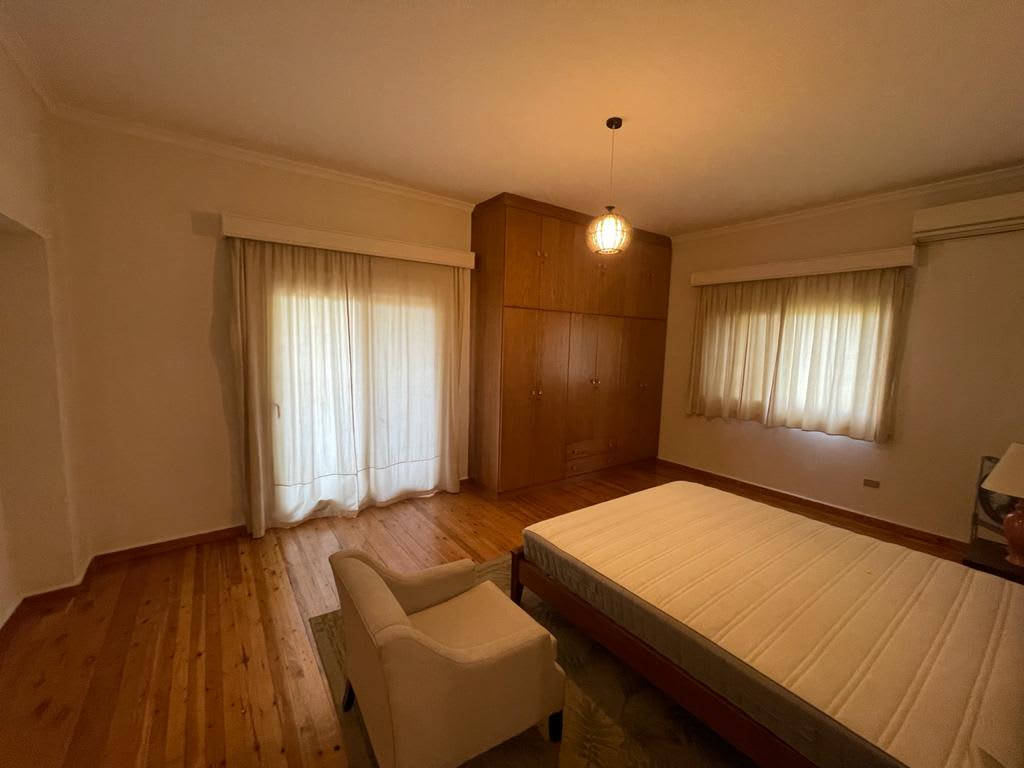 Sunlit 4-BR Apartment in Degla Maadi Near International Schools