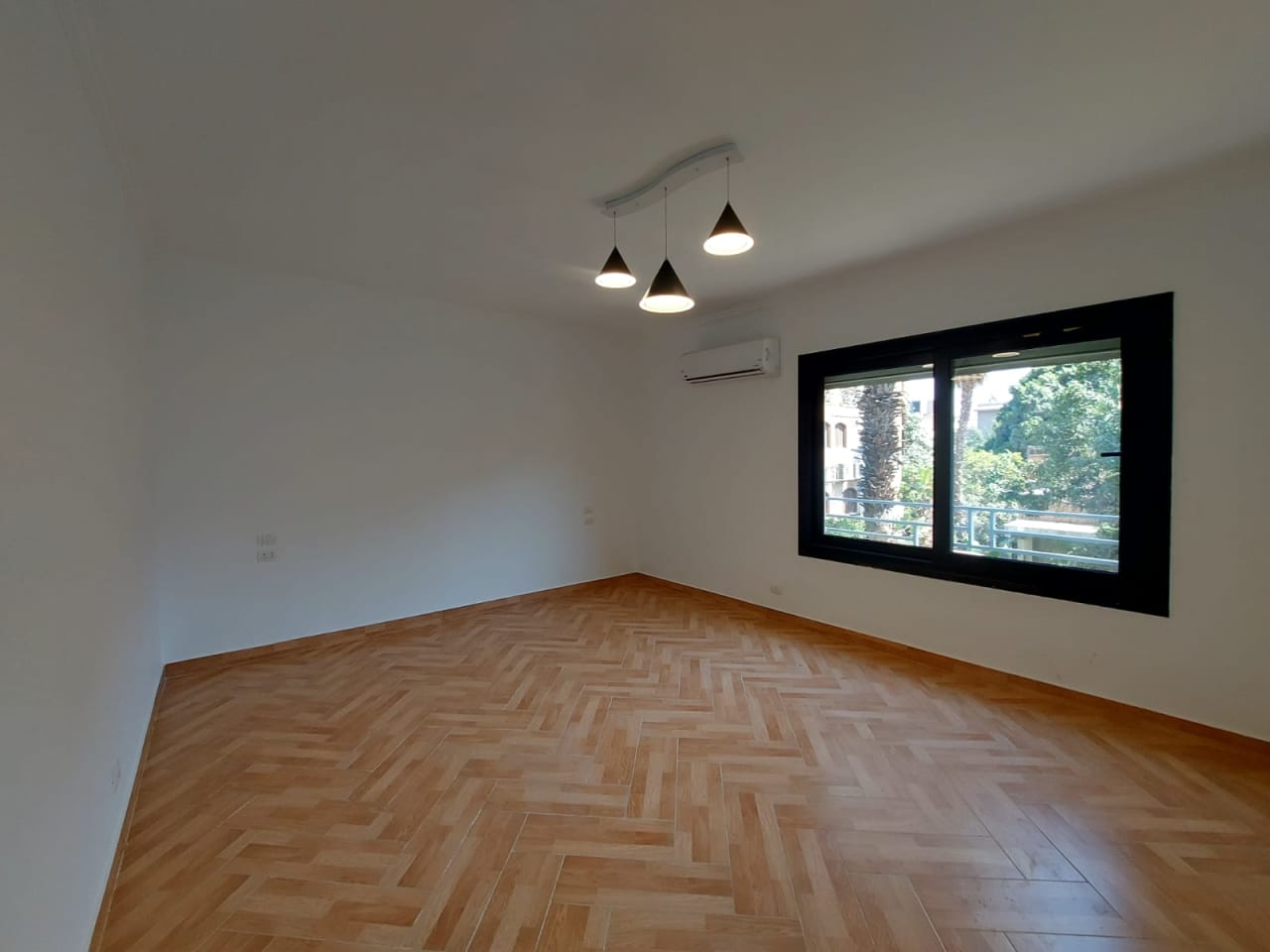 Spacious Semi Furnished Apartment in Degla Maadi