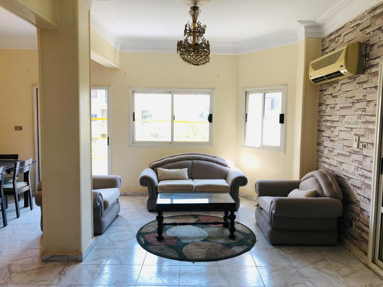 4 bedroom Apartment for rent in Degla