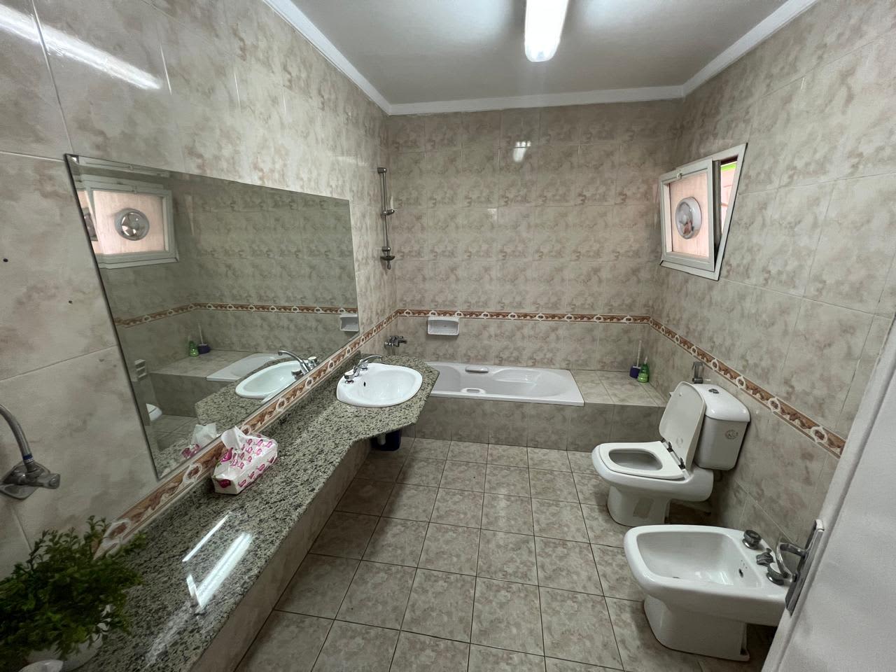 Administrative office for rent | 410 m² | El Maadi.