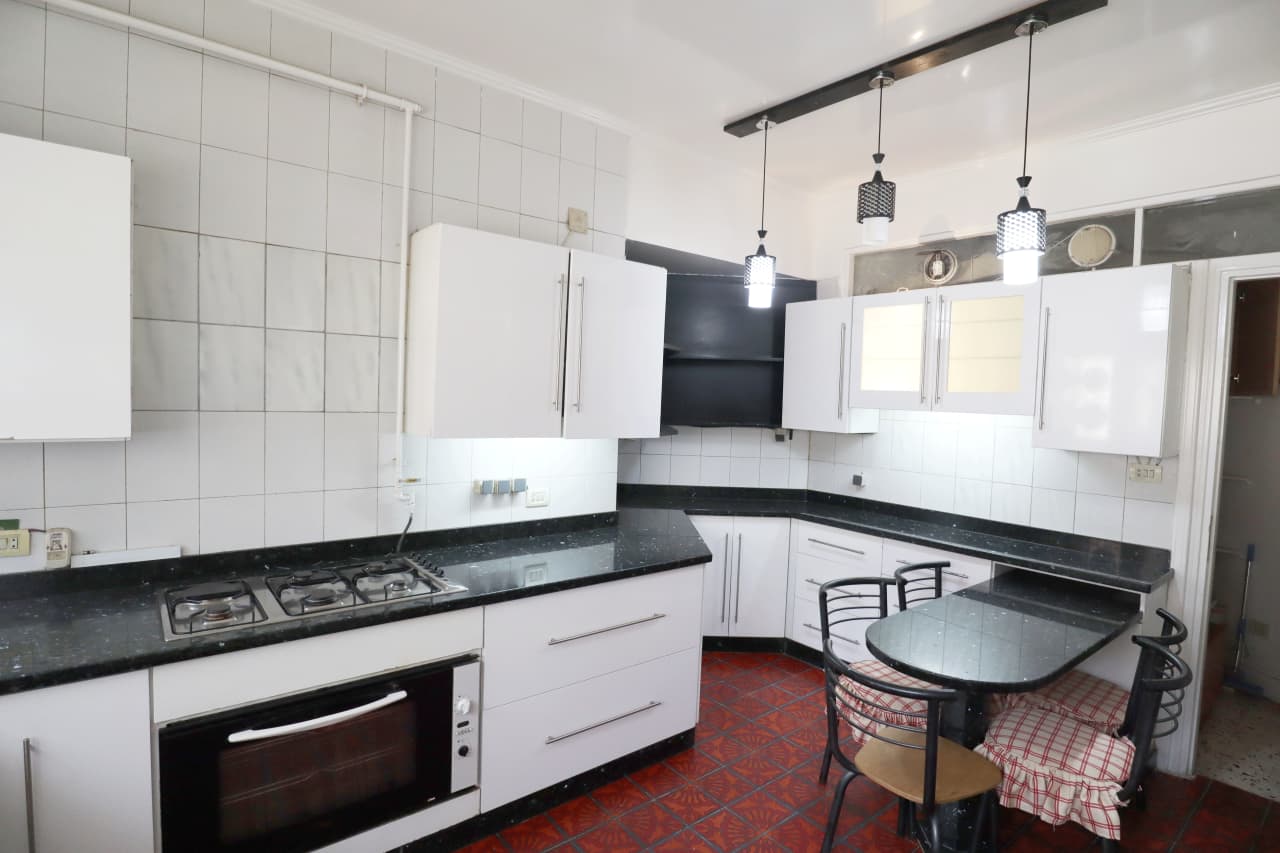 Luxury Apartment With Wide Area In Maadi Degla|250m²