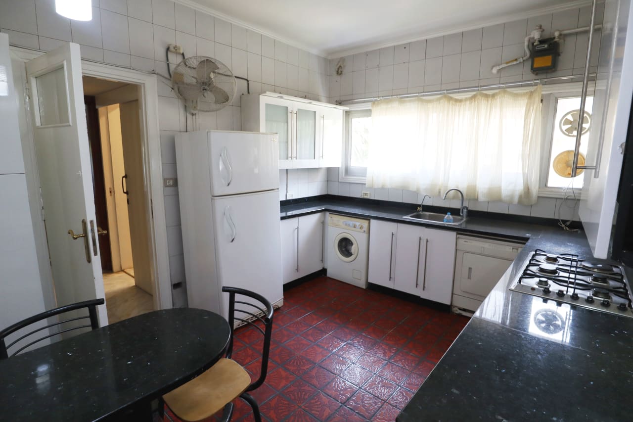 Luxury Apartment With Wide Area In Maadi Degla|250m²