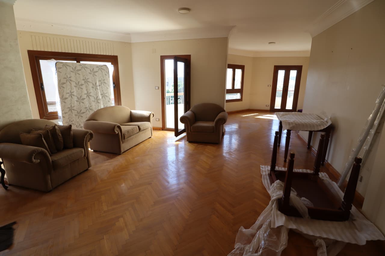 Furnished Apartment With looking View Greens In Maadi Degla