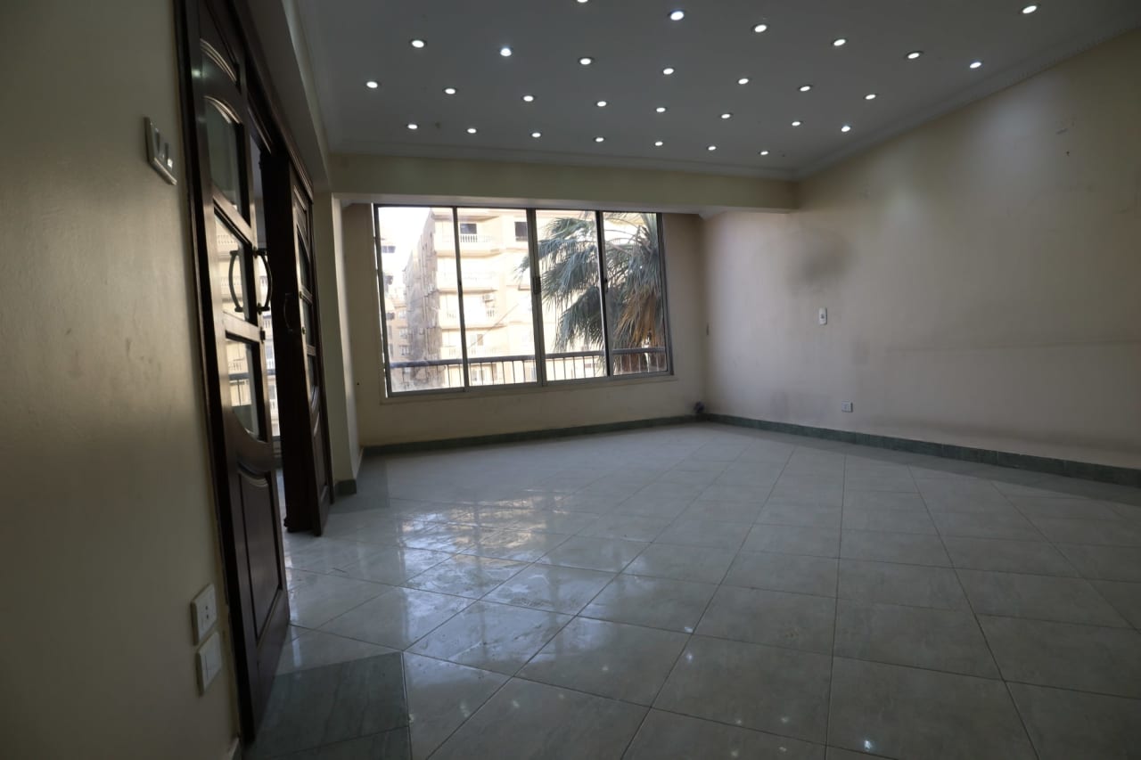 Administrative office for rent | 165 m² | El Maadi.
