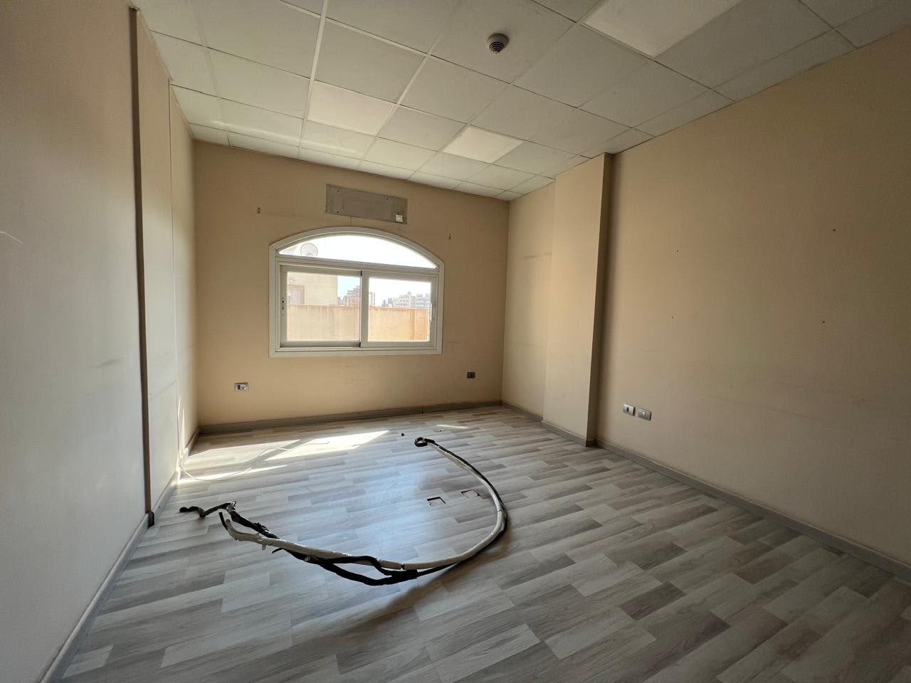 Building for rent , Maadi - Image 5