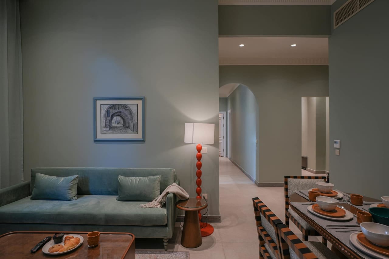 Homey 3BR Apartment in Maadi Terrace & Pool Access — Cairo