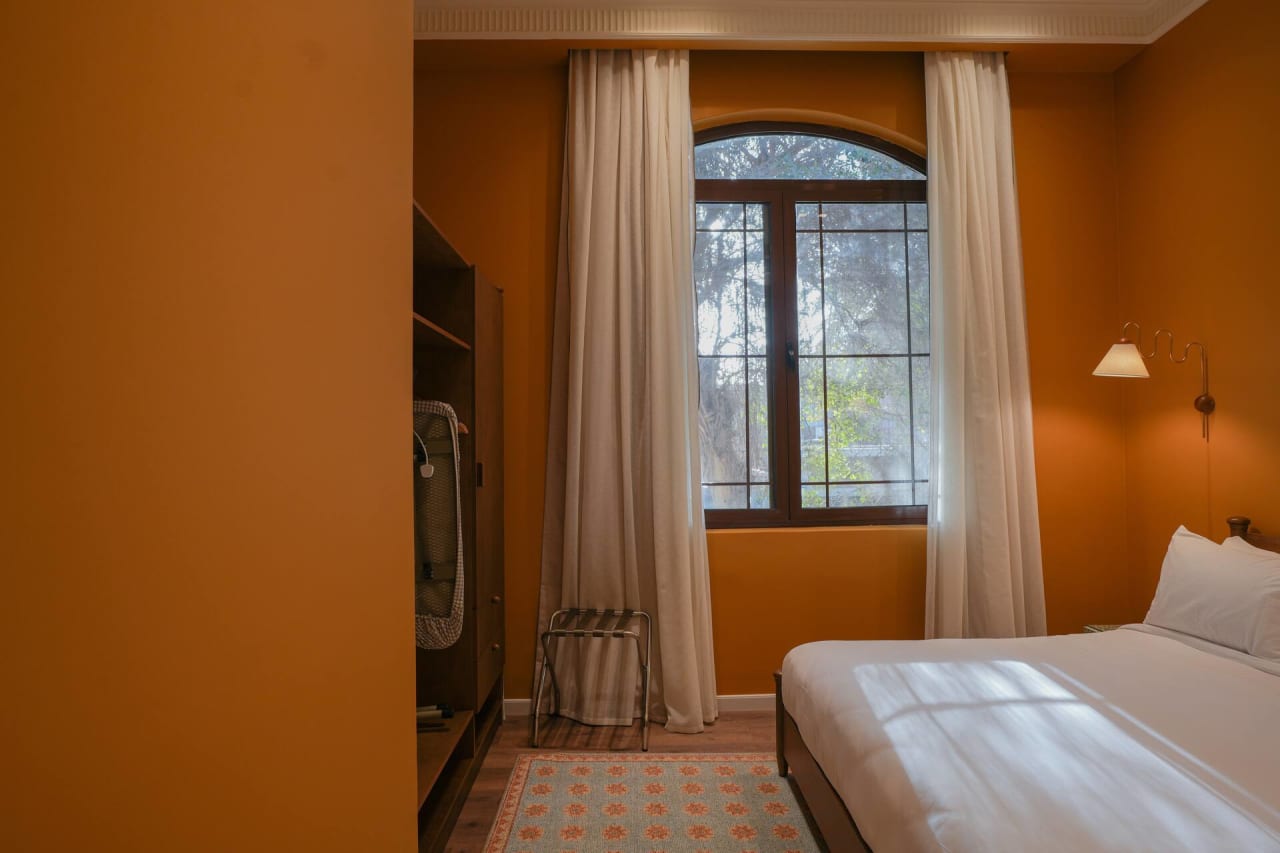 Homey 3BR Apartment in Maadi Terrace & Pool Access — Cairo