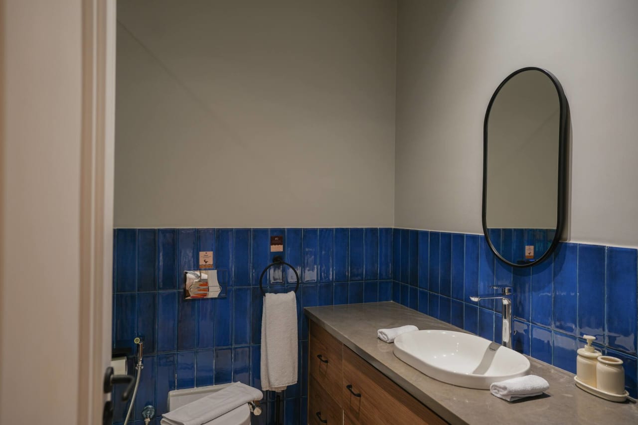 Homey 3BR Apartment in Maadi Terrace & Pool Access — Cairo