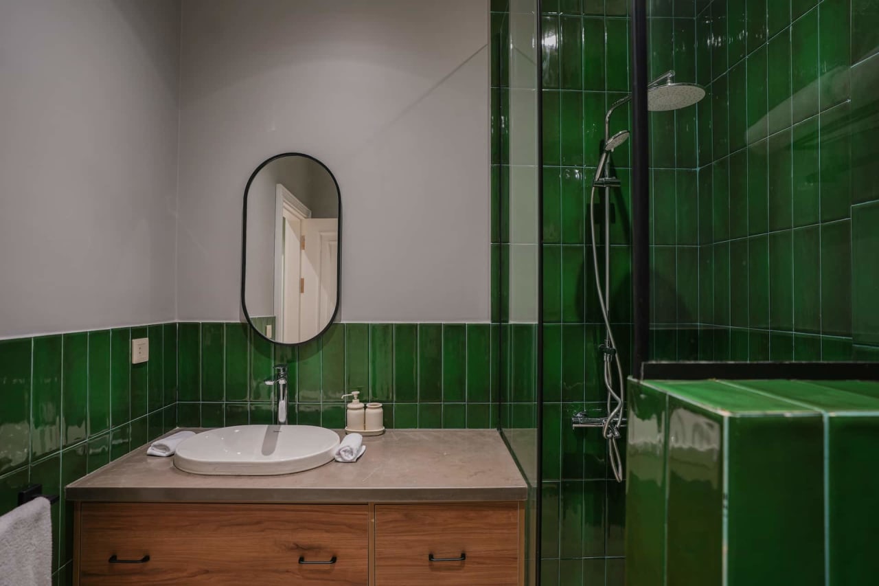 Homey 3BR Apartment in Maadi Terrace & Pool Access — Cairo