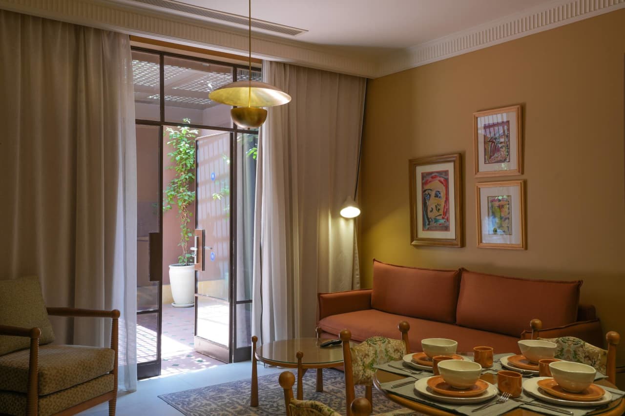 Homey Studio in Maadi Pool & Terrace Access — Cairo