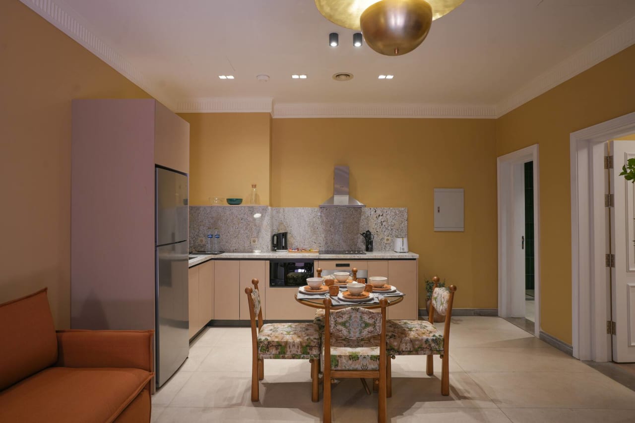 Homey Studio in Maadi Pool & Terrace Access — Cairo