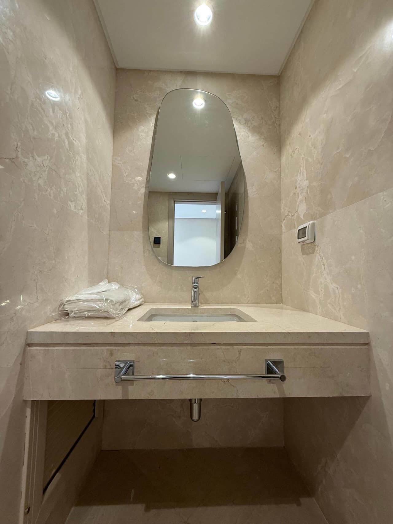 Private 6 BR Villa with Jacuzzi — Hurghada