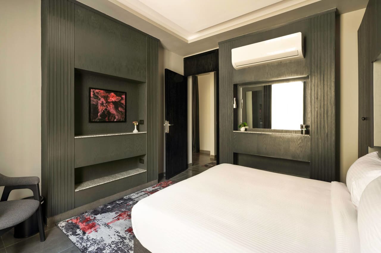 Modern 1BR in New Cairo with roof access — First New Cairo Qism