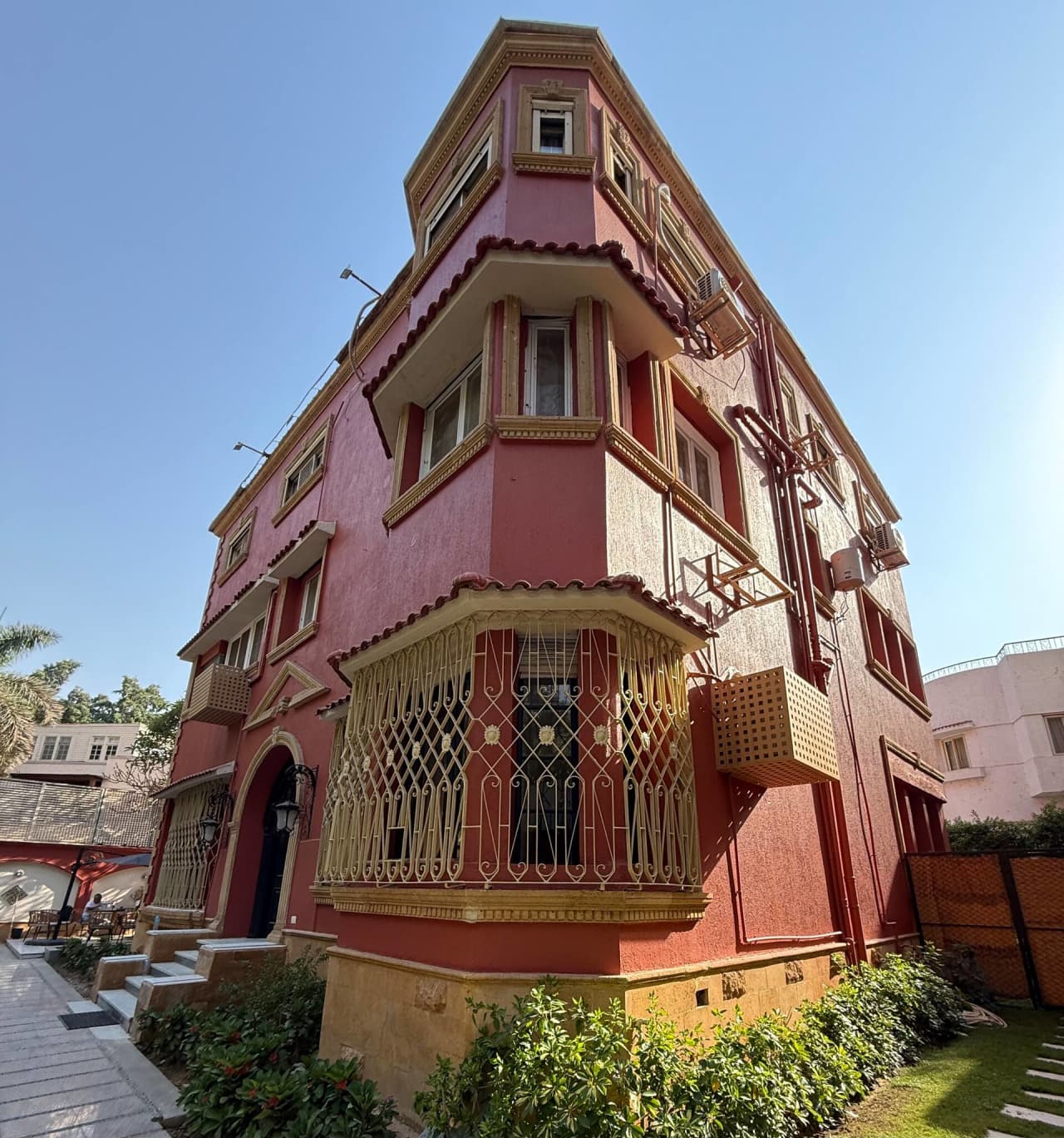 Studio in Maadi with Gym & Terrace access — Cairo