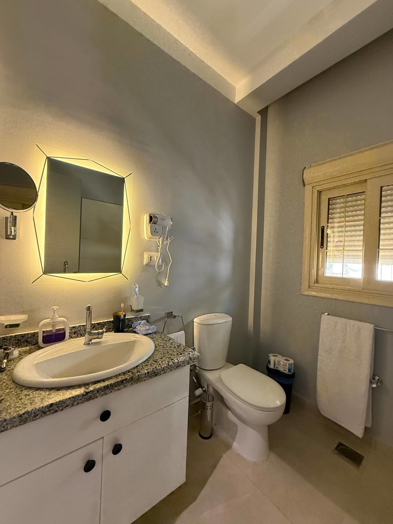 Studio in Maadi with Gym & Terrace access — Cairo