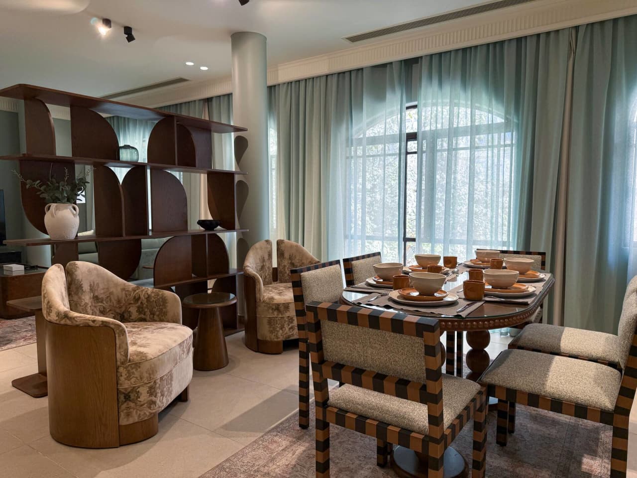 Homey 2BR Apartment in Maadi with Pool View — Cairo