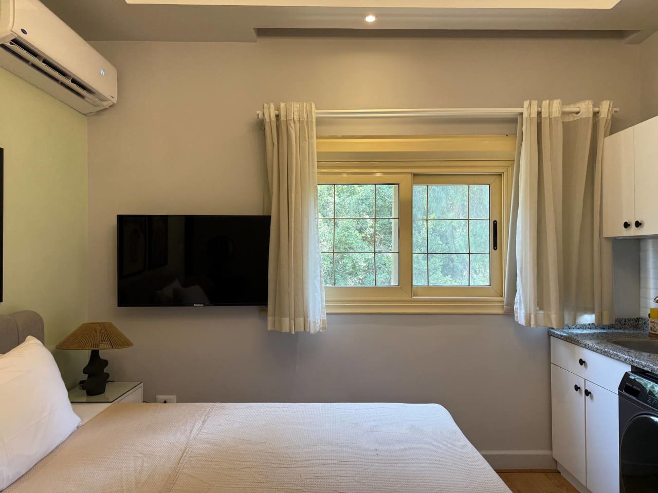 Studio in Maadi with Gym & Terrace access — Cairo
