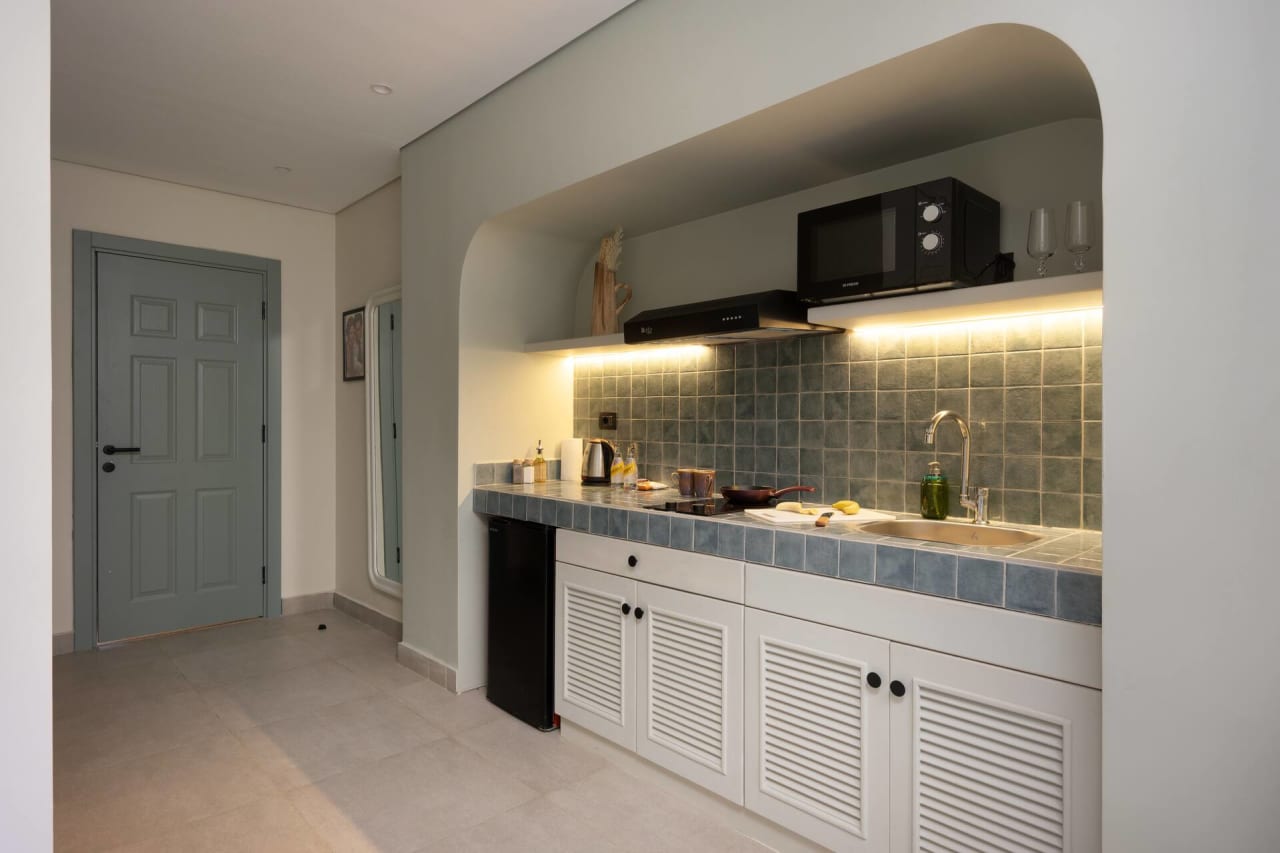 Stylish Escape in Maadi #105 Spacey Cairo — Cairo