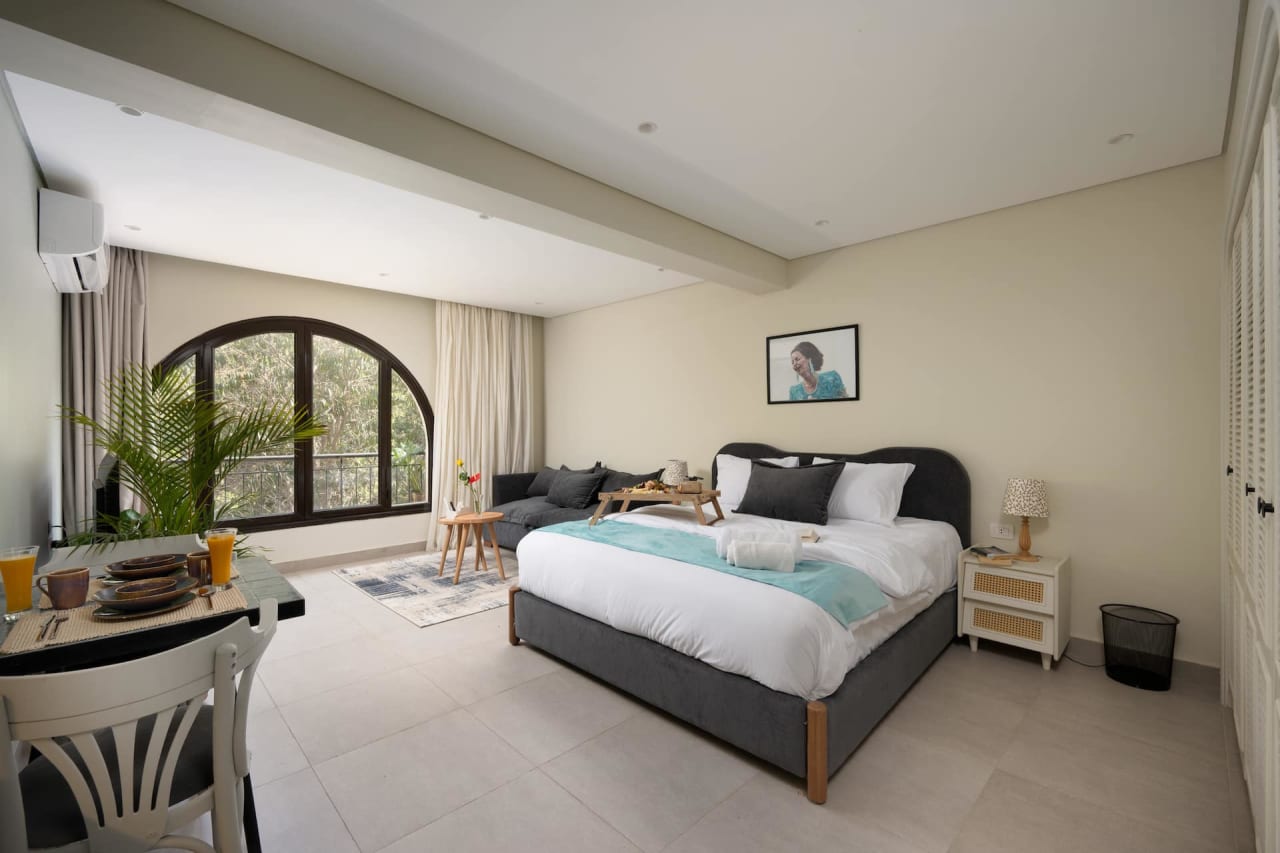 Stylish Escape in Maadi #105 Spacey Cairo — Cairo