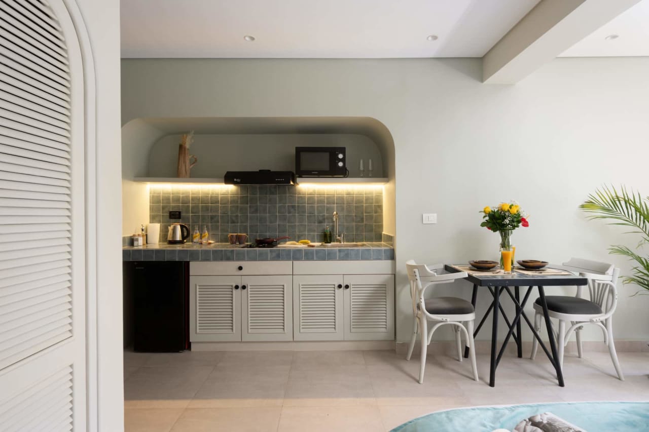 Stylish Escape in Maadi #105 Spacey Cairo — Cairo
