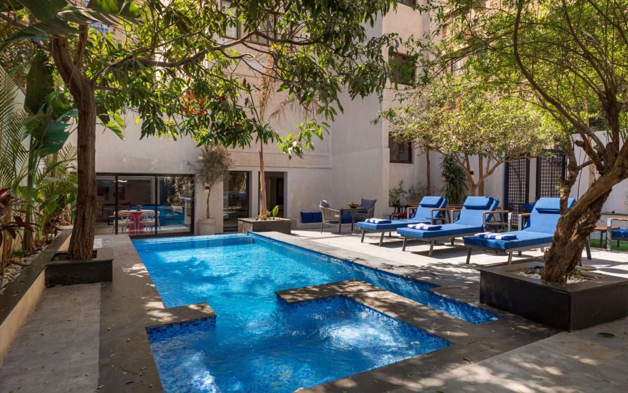 Modern Maadi Stay | Pool & Gym (#43) spacey Cairo — Cairo
