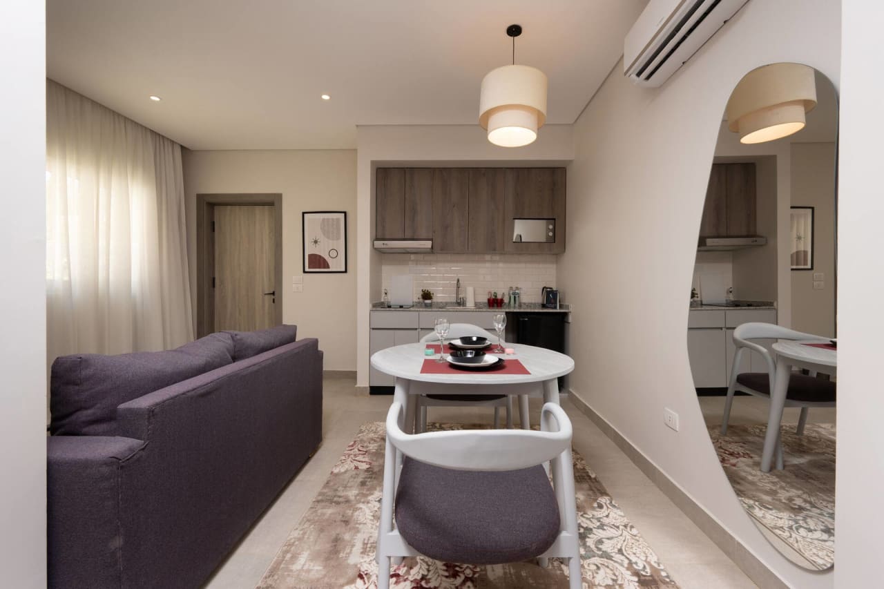 Commfortable lStay gym&pool(#71) Spacey Cairo  — Maadi