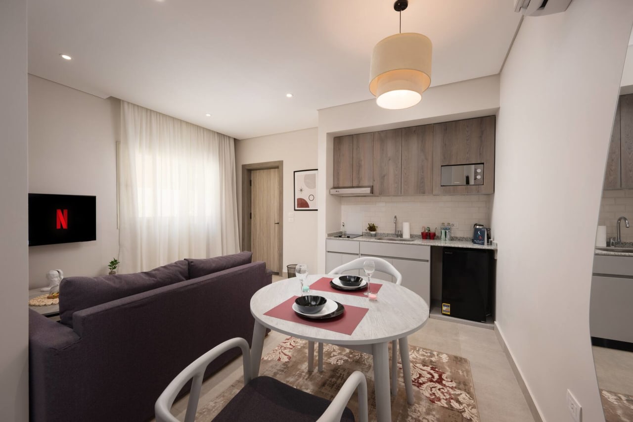 Commfortable lStay gym&pool(#71) Spacey Cairo  — Maadi