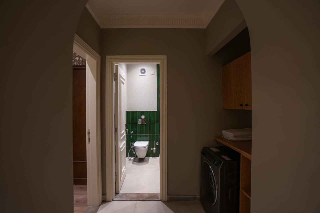 Homey 3BR Apartment with Terrace & Pool Access — Cairo