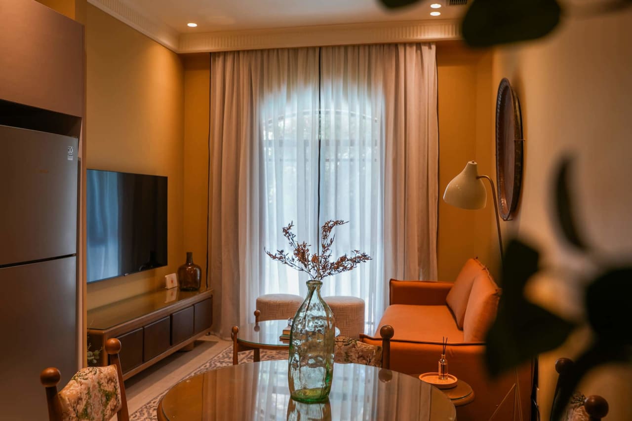 Homey 1BR Apartment in Maadi with Pool View — Cairo