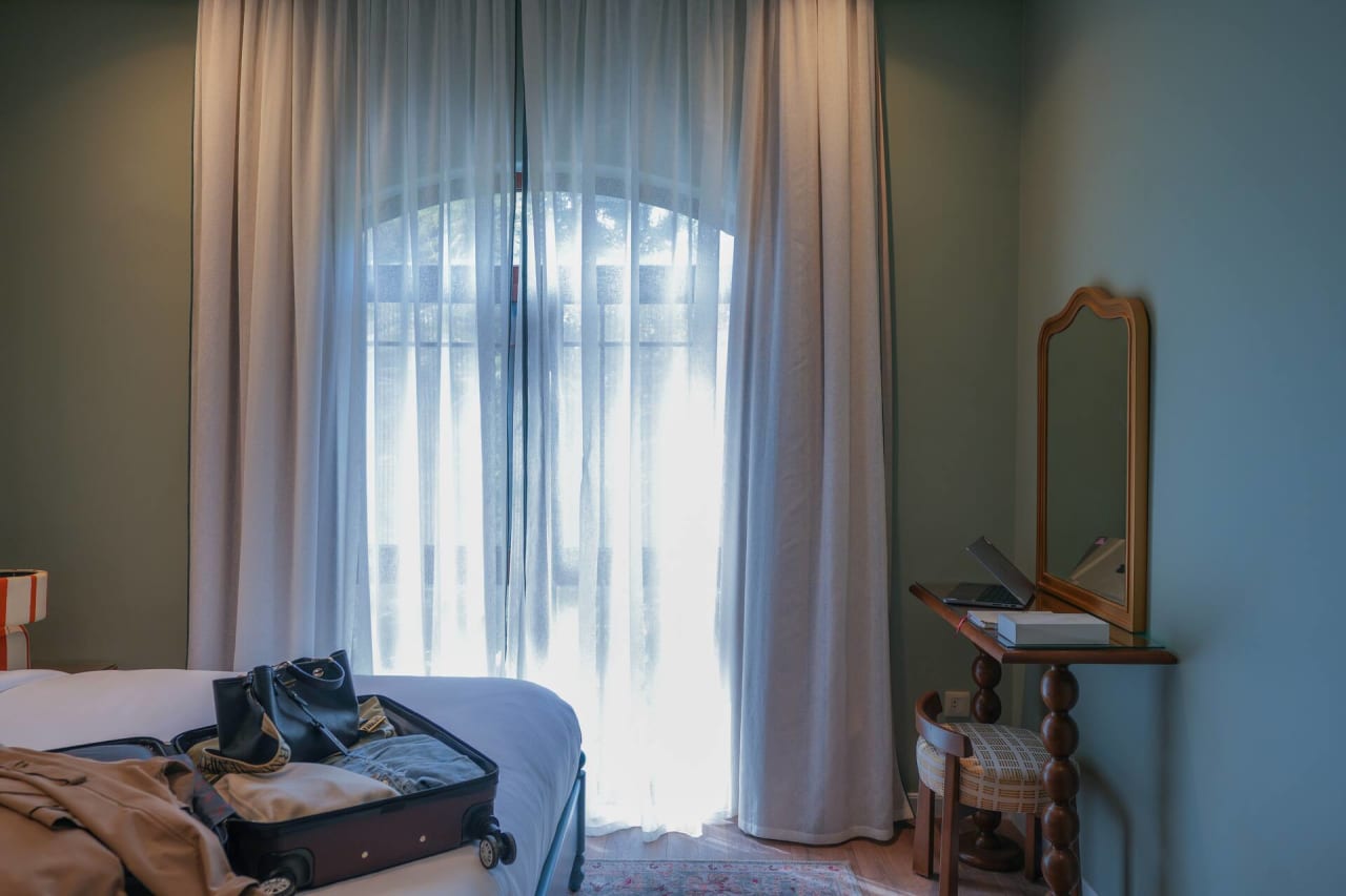 Homey 2BR Apartment in Maadi Terrace & Pool Access — Cairo