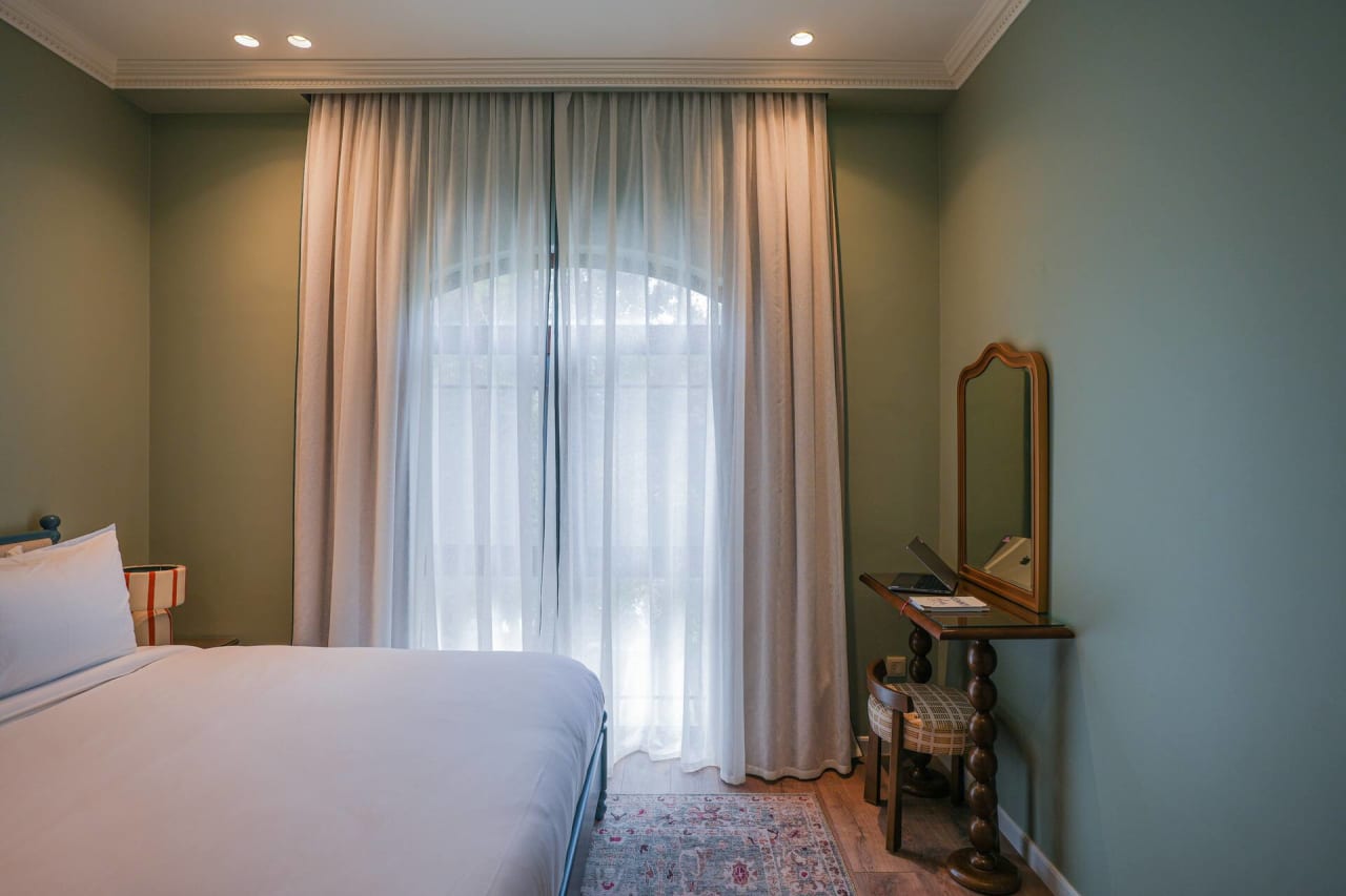 Homey 2BR Apartment in Maadi Terrace & Pool Access — Cairo