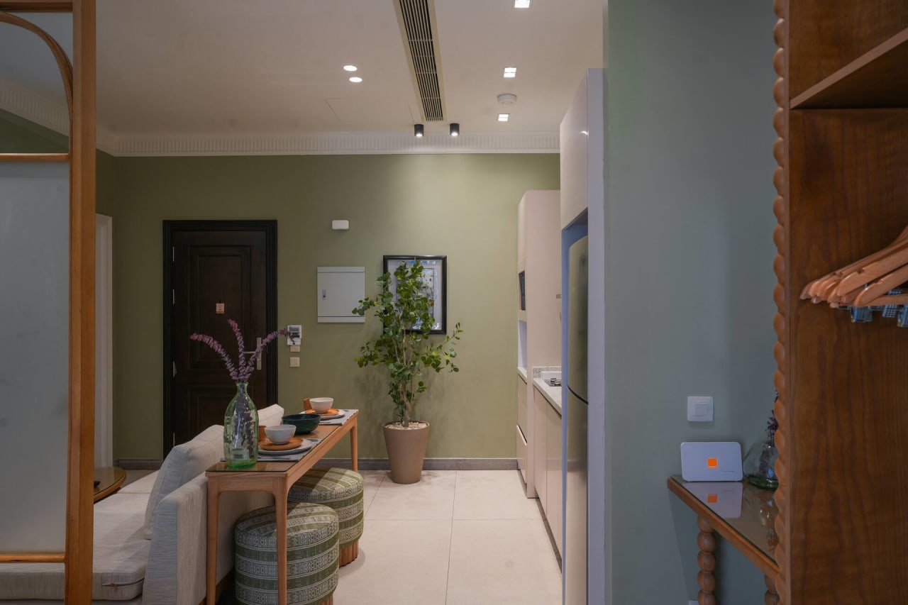 Studio Apartment in Maadi with Pool View — Cairo