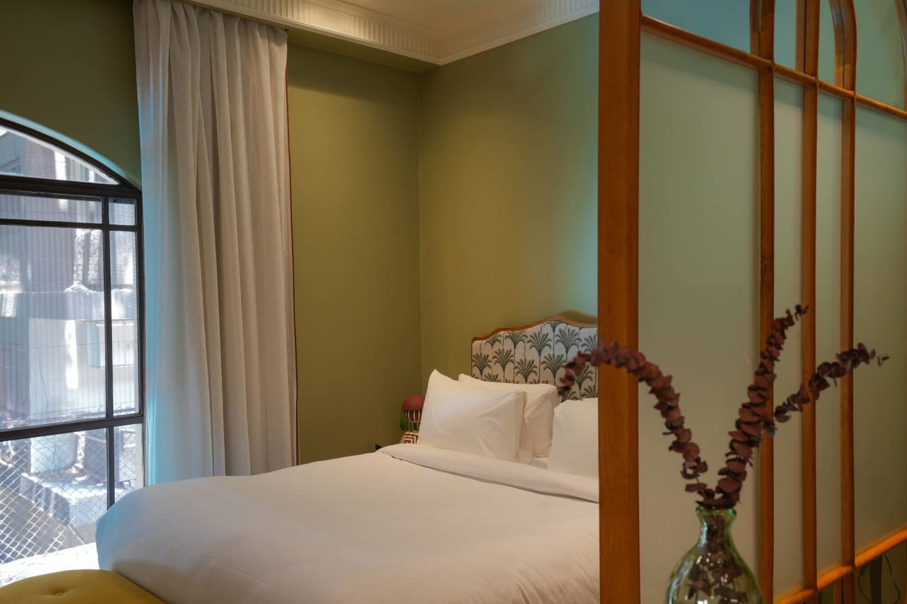 Studio Apartment in Maadi with Pool View — Cairo