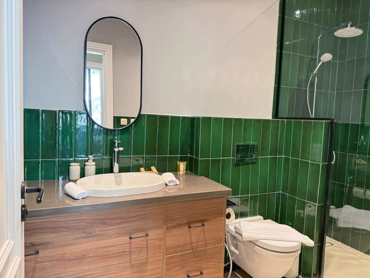 Homey 2BR Apartment in Maadi Pool & Garden View — Cairo