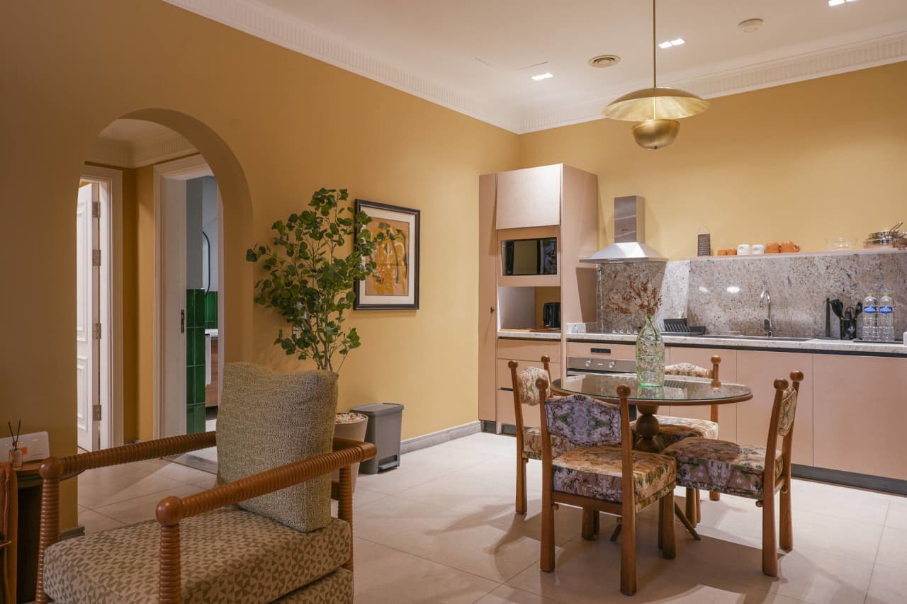 Ground Floor Studio in Maadi w/ Direct Pool Access — Cairo
