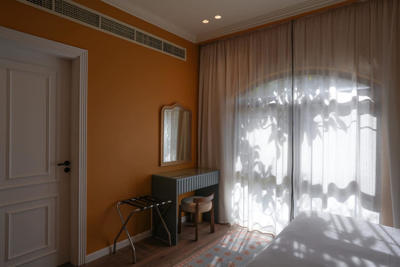 Homey 3BR Apartment in Maadi Terrace & Pool Access — Cairo