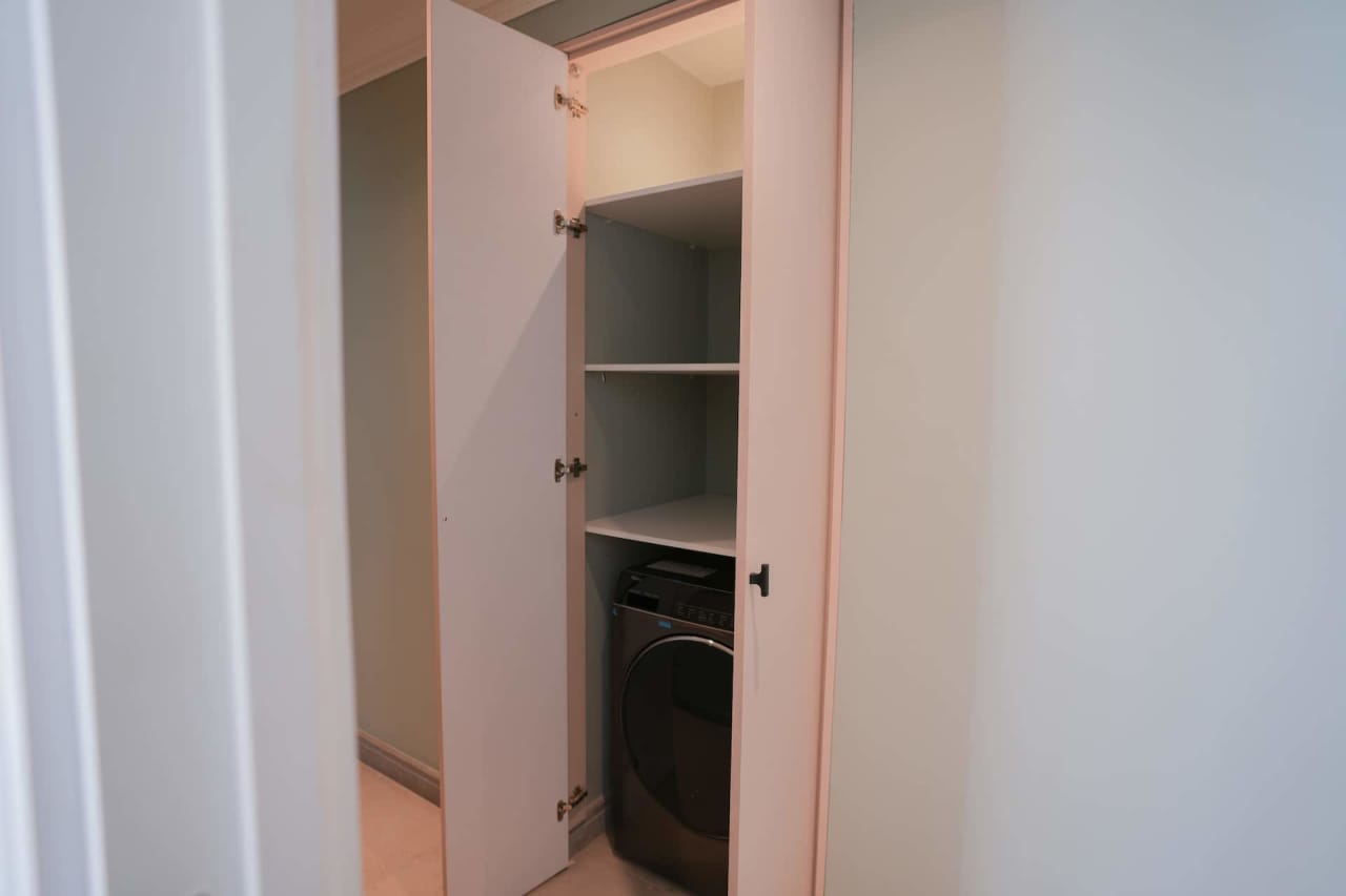 Homey 3BR Apartment in Maadi Terrace & Pool Access — Cairo