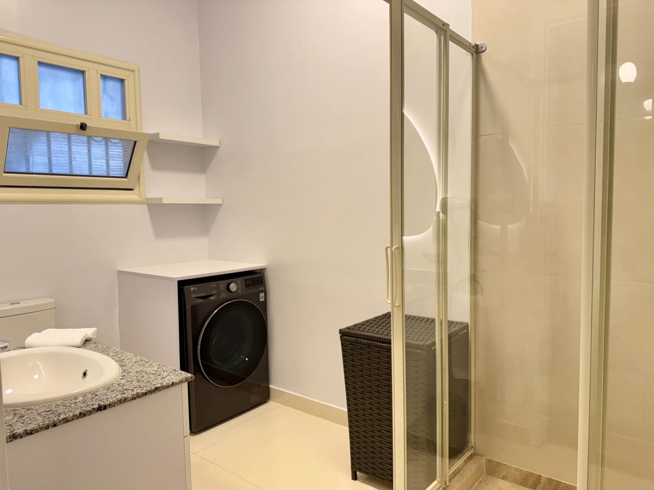 1BR Apartment in Maadi with Gym & Terrace Access — Cairo