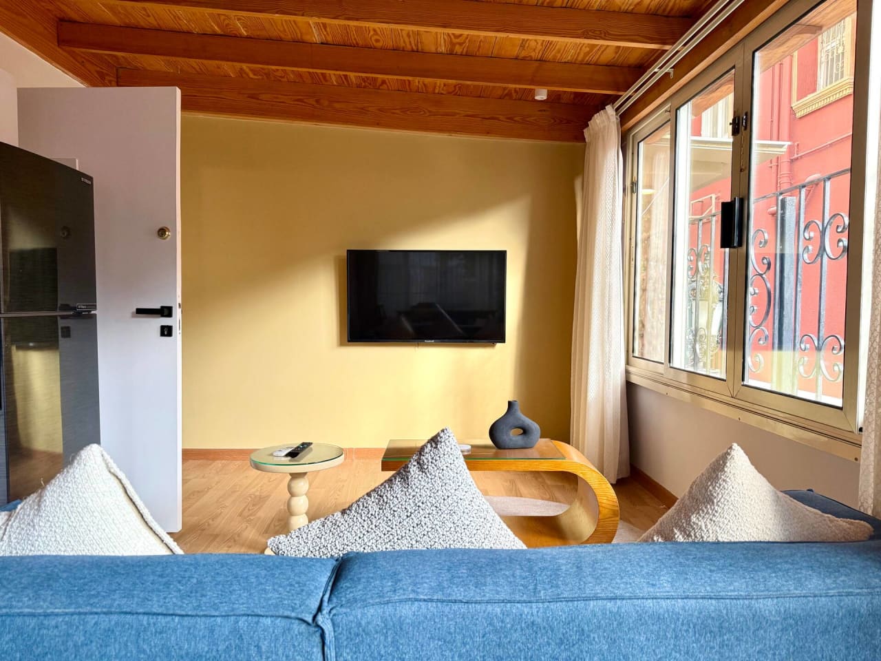 1BR Apartment in Maadi with Gym & Terrace Access — Cairo