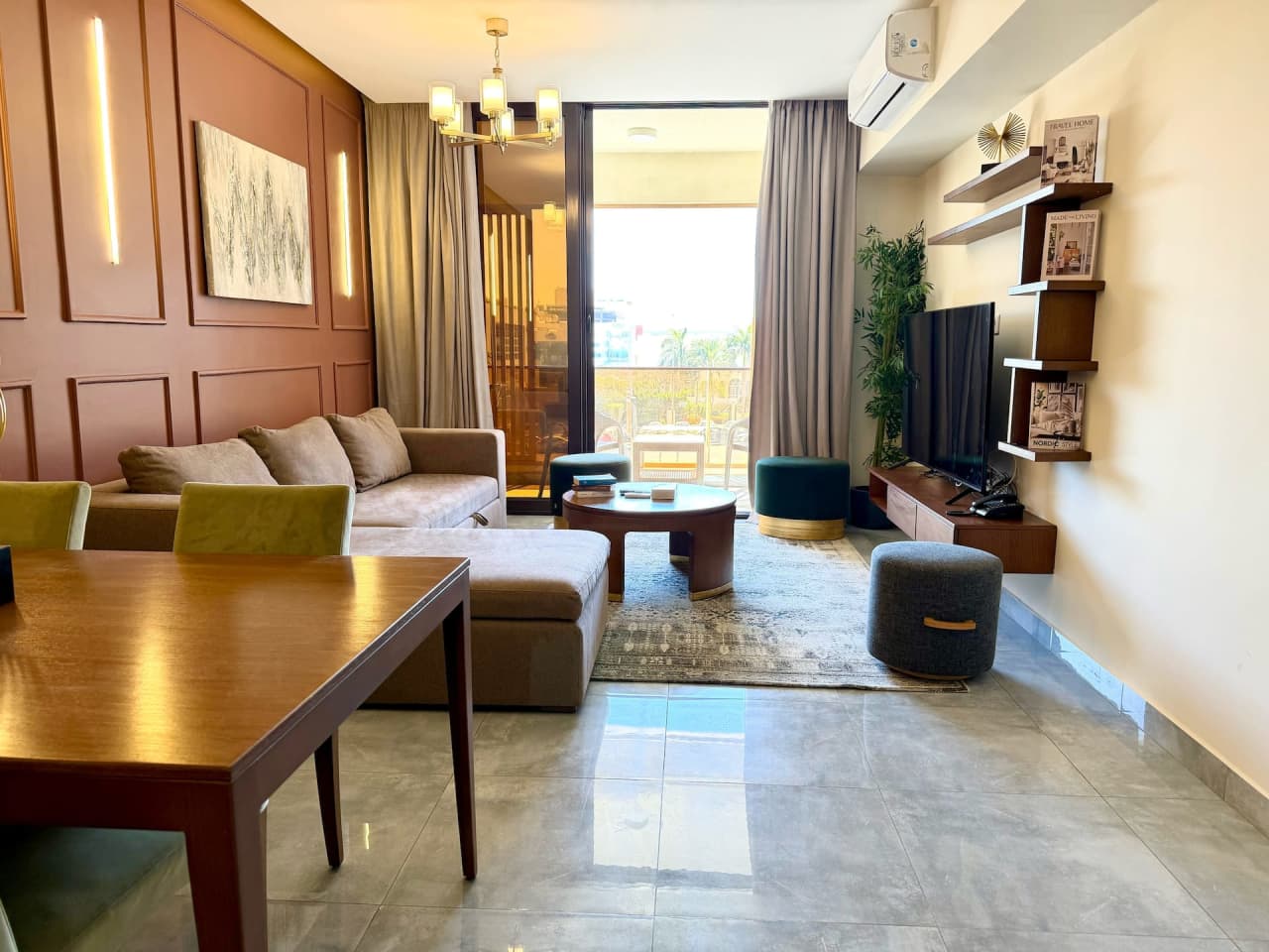 Modern 2BR in New Cairo with Balcony & gym access — First New Cairo Qism