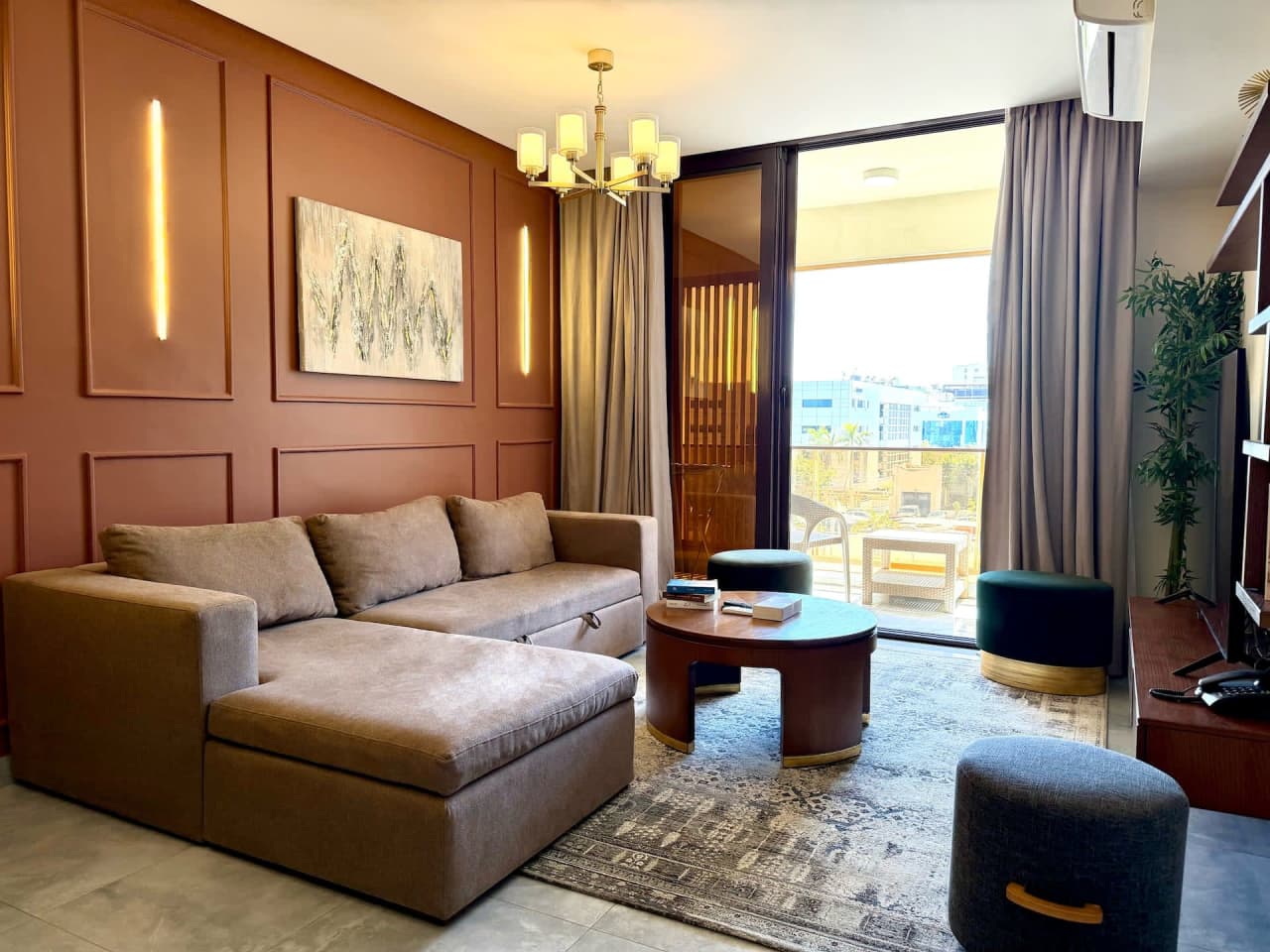 Modern 2BR in New Cairo with Balcony & gym access — First New Cairo Qism