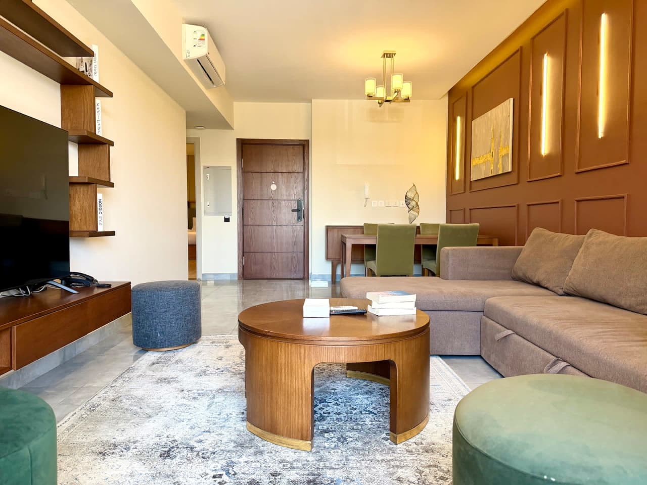 Modern 2BR in New Cairo with Balcony & gym access — First New Cairo Qism