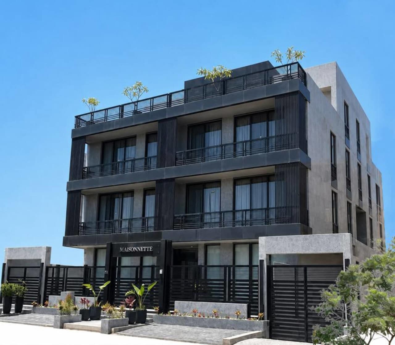 Modern Studio in New Cairo with roof access — First New Cairo Qism